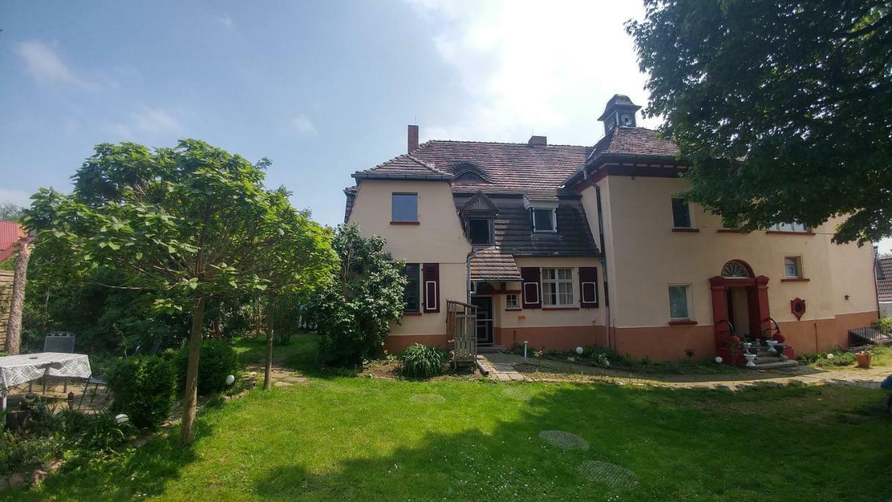 Historische Schule "Ferienwohnung Pauline" I&Ii Stobnitz Exterior photo